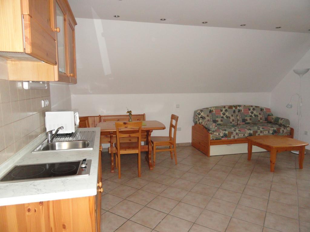 Farm Stay Dolinar Krainer Bohinjska Bela Rum bild