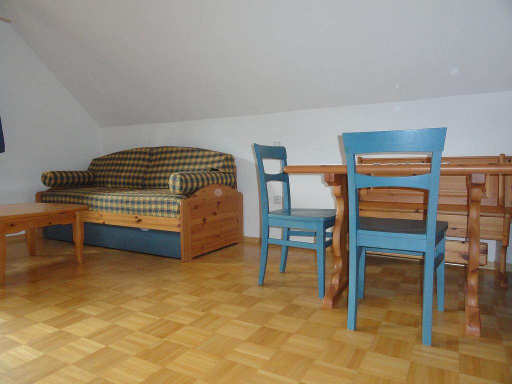 Farm Stay Dolinar Krainer Bohinjska Bela Rum bild